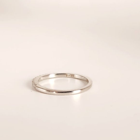 Moissanite 0.15ct Multi Stone Band - Picture 3 of 5